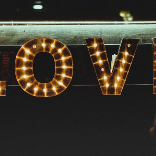 The Cougar Dating World