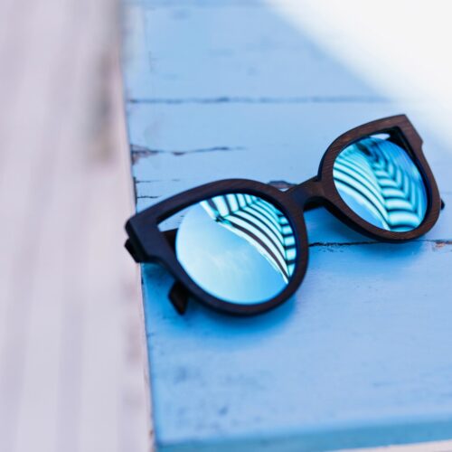 Top 6 Reasons that Make Transition Glasses Special